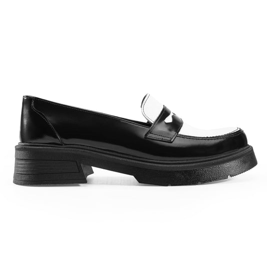 Dual Tone Luxe Loafers | black white