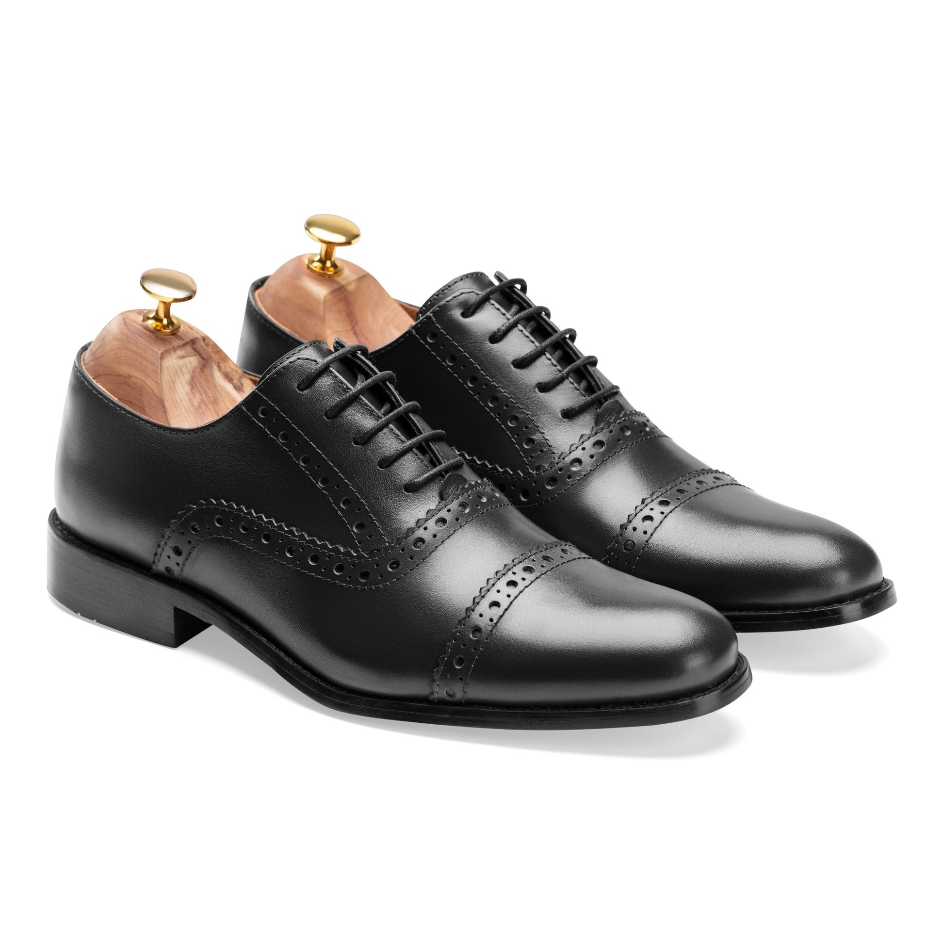 Semi Brogue shoes in Black leather - Crestshoes