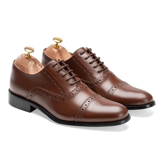 Semi Brogue shoes in brown leather