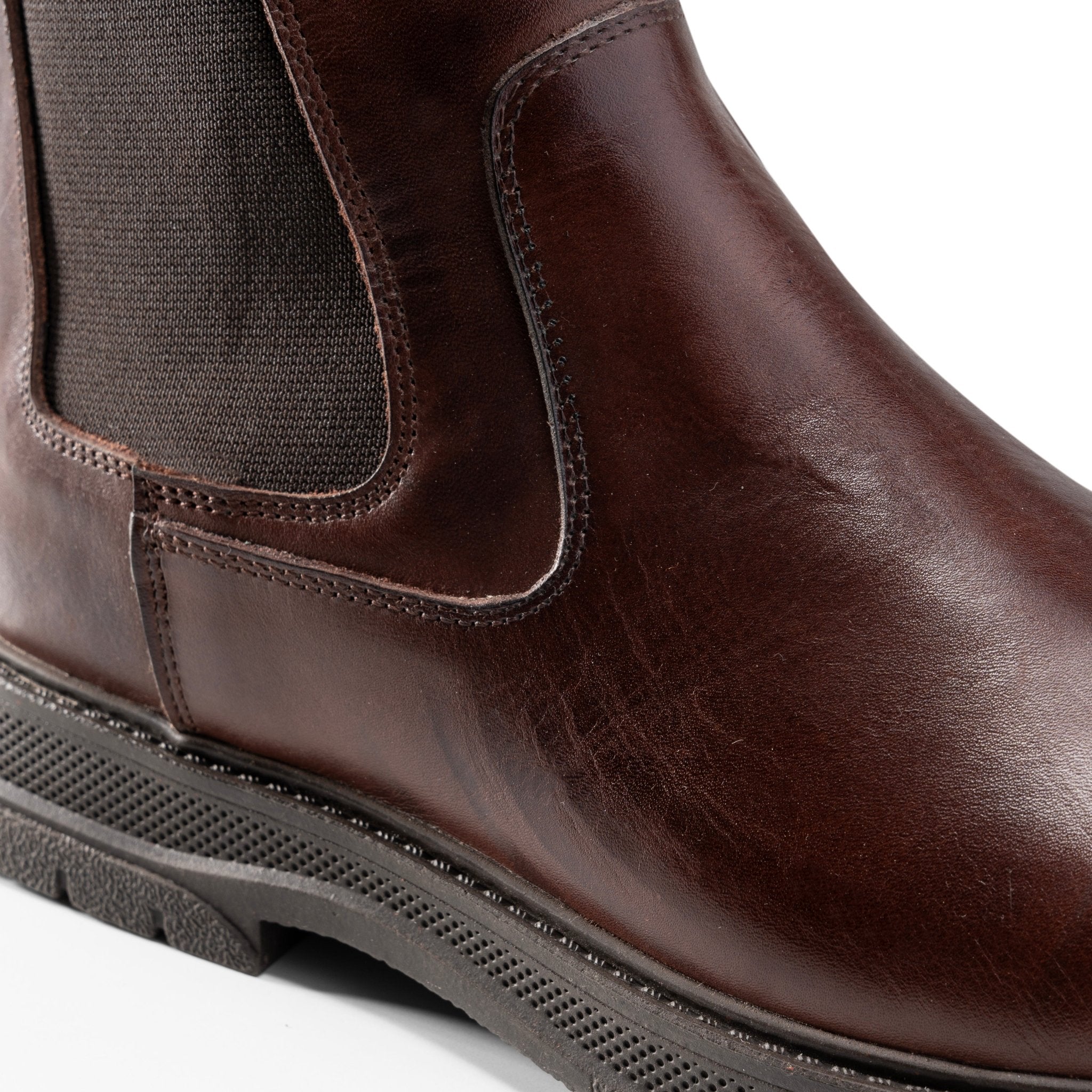 Sleek Brown Cap - Toe Boot - Crestshoes