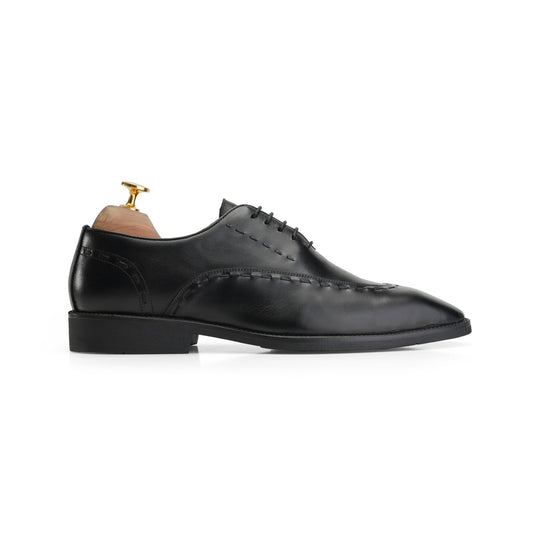 Sophistication in Leather - Black