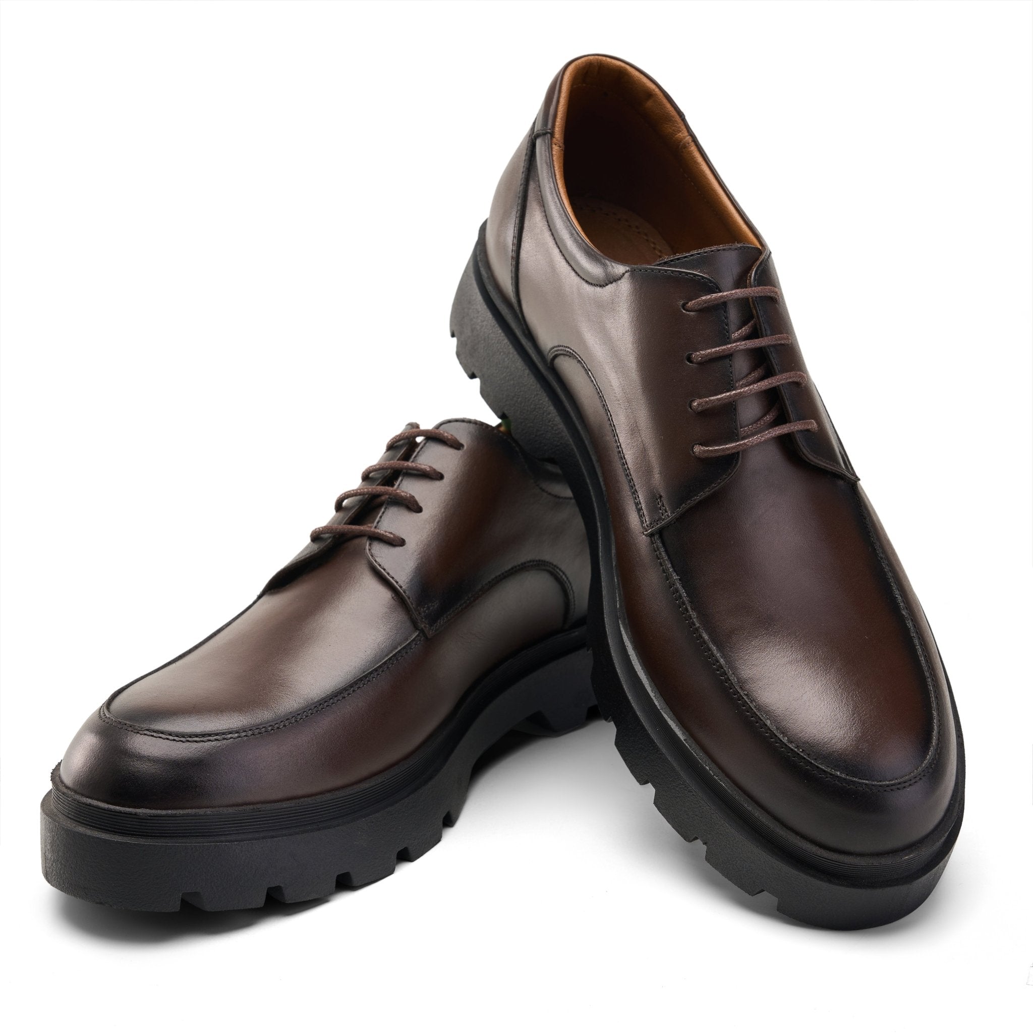 Trickers Woodstock Shoe Dainite Sole | The Sporting Lodge - Crestshoes